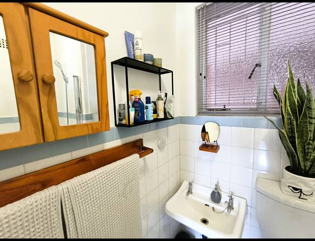 1 bed property to rent in PARKTOWN NORTH